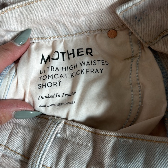 EUC Mother pink denim washed high waisted cutoffs, 23, soft with no rips/stains - Picture 4 of 5